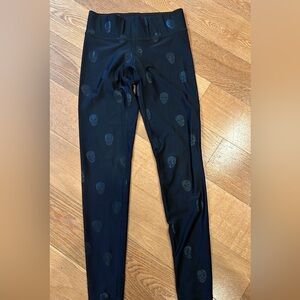 XS terez skull leggings $10 black